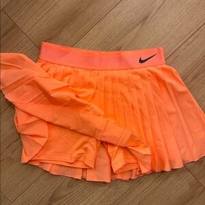 Nike victory tennis skirt coral